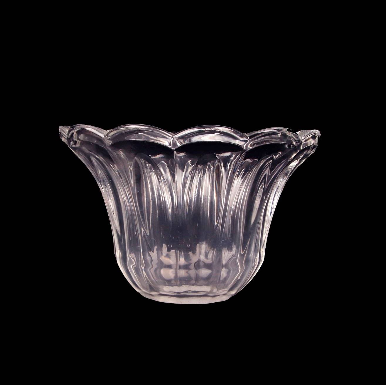 glass-chandelier-cups